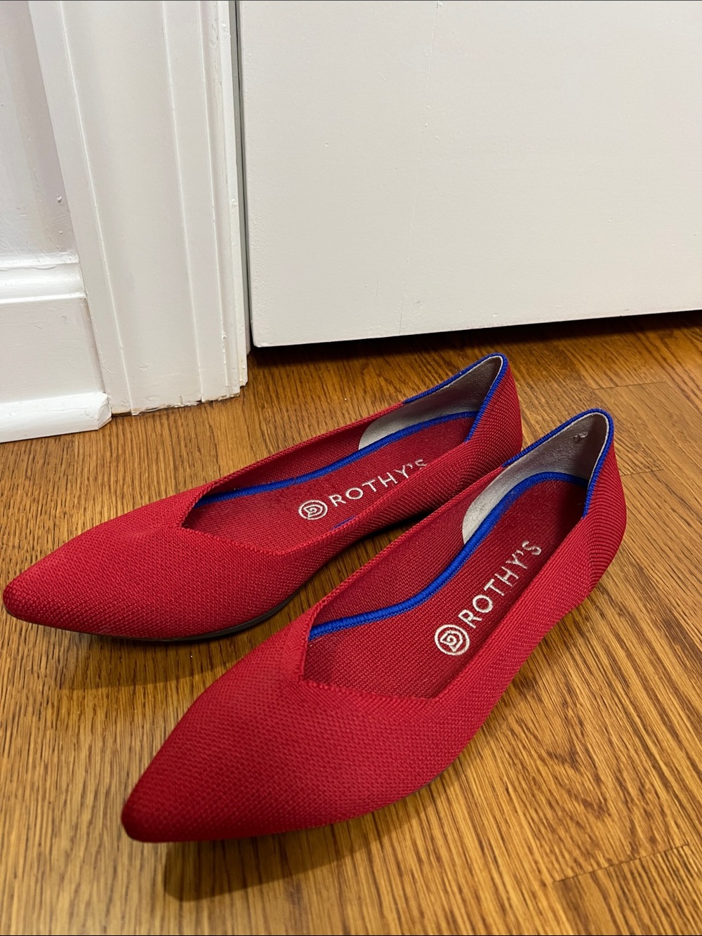 Rothy’s Red Pointed Toe Women's Ballet Flats - size 10 - Picture 2 of 7